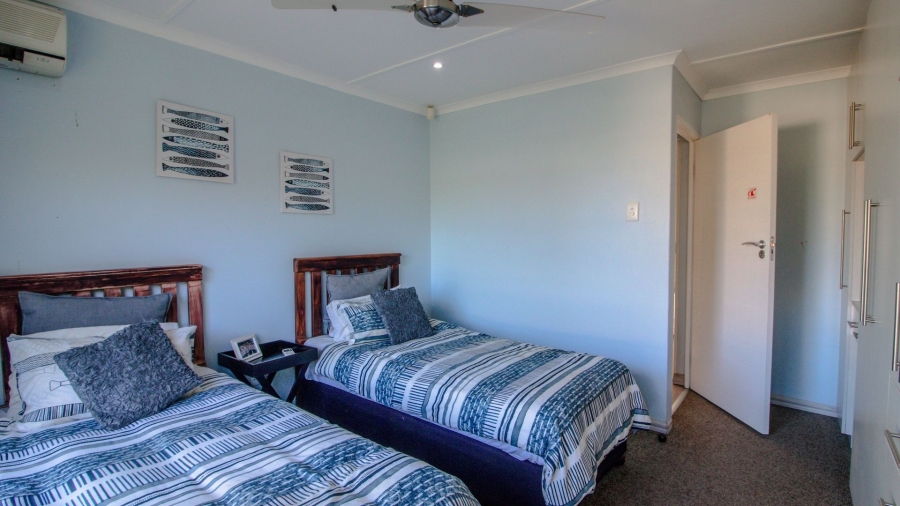 4 Bedroom Property for Sale in Gonubie Eastern Cape
